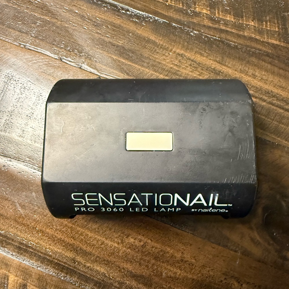 Black Sensational LED Lamp Compact Professional Device - Picture 2 of 6